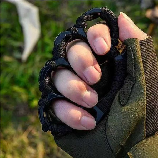 Four-finger Black Brass Knuckles